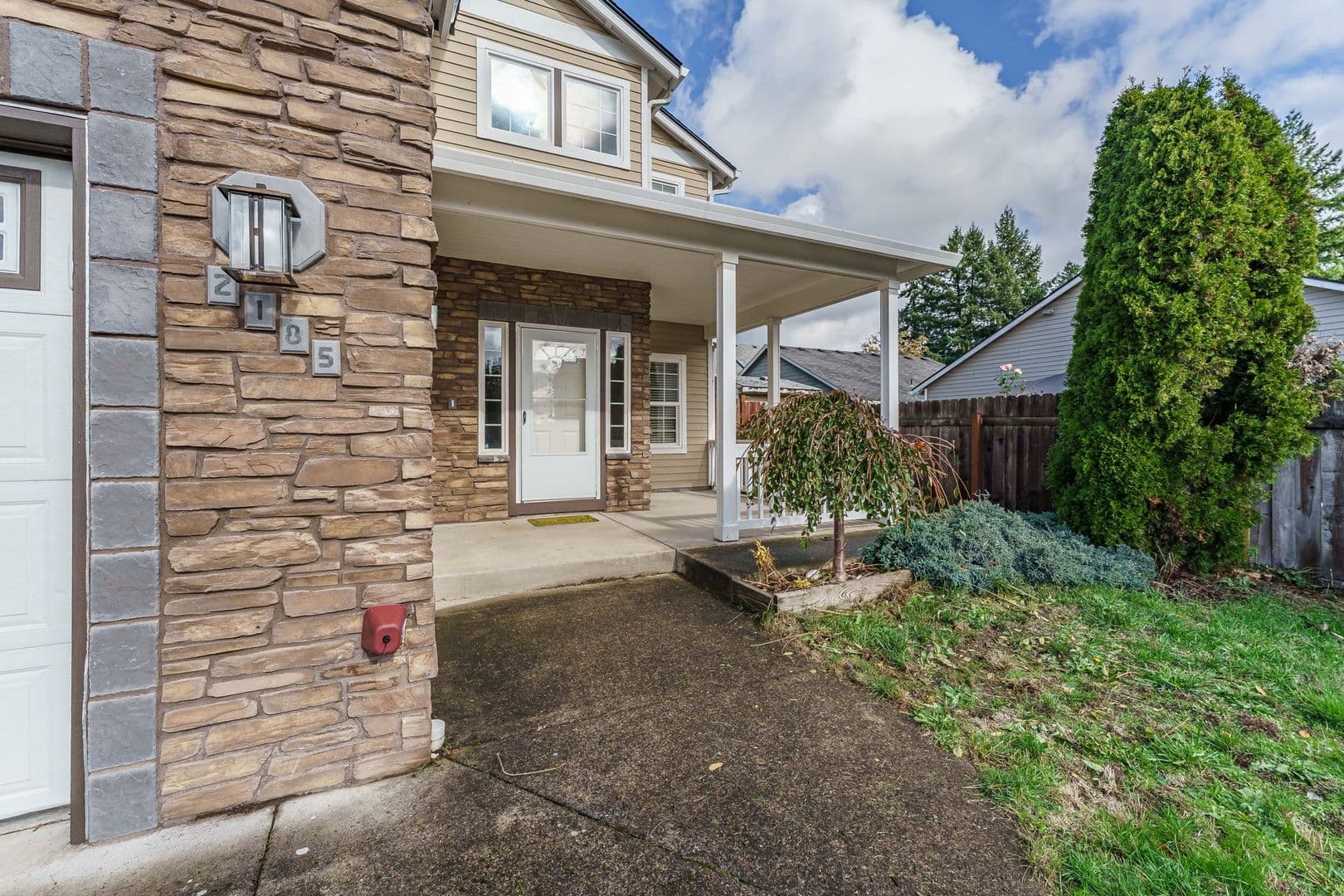 Washougal House: 2185 N P Street