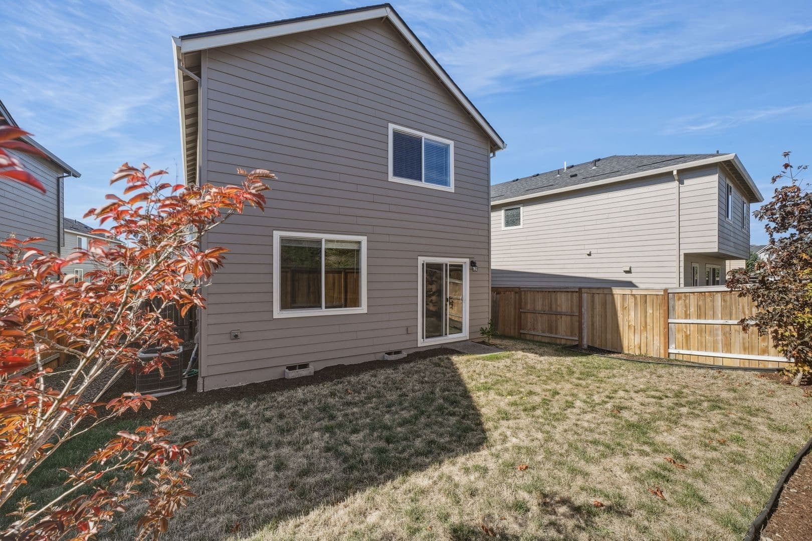 Ridgefield House: 2212 S Chukar Drive