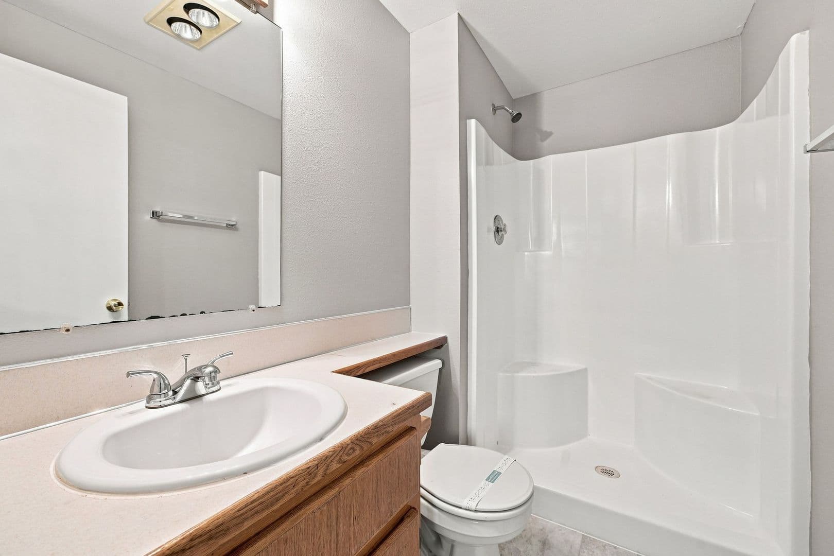 Vancouver House: 15600 NE Noble Street