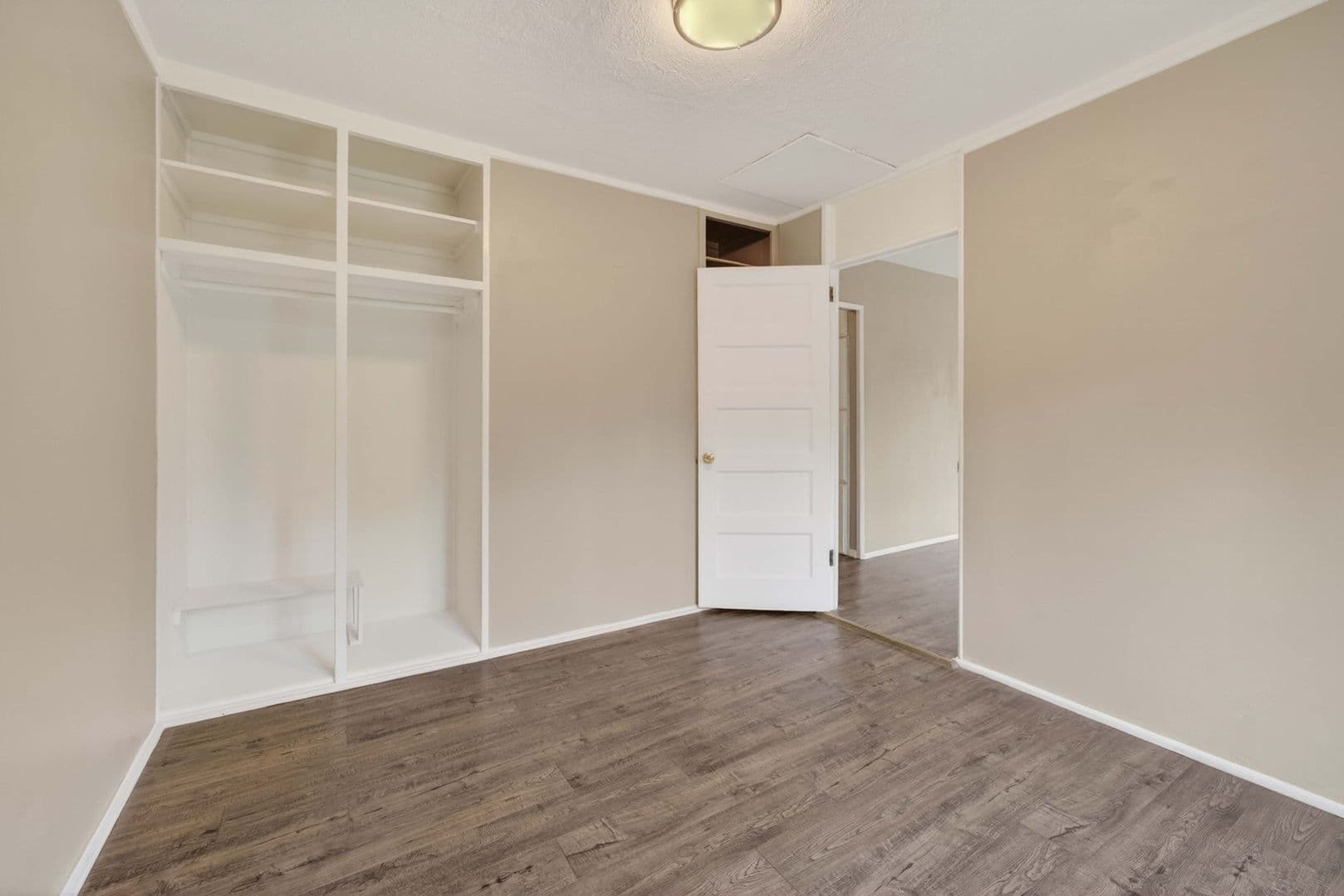 Camas House: 2401 NE Everett Street