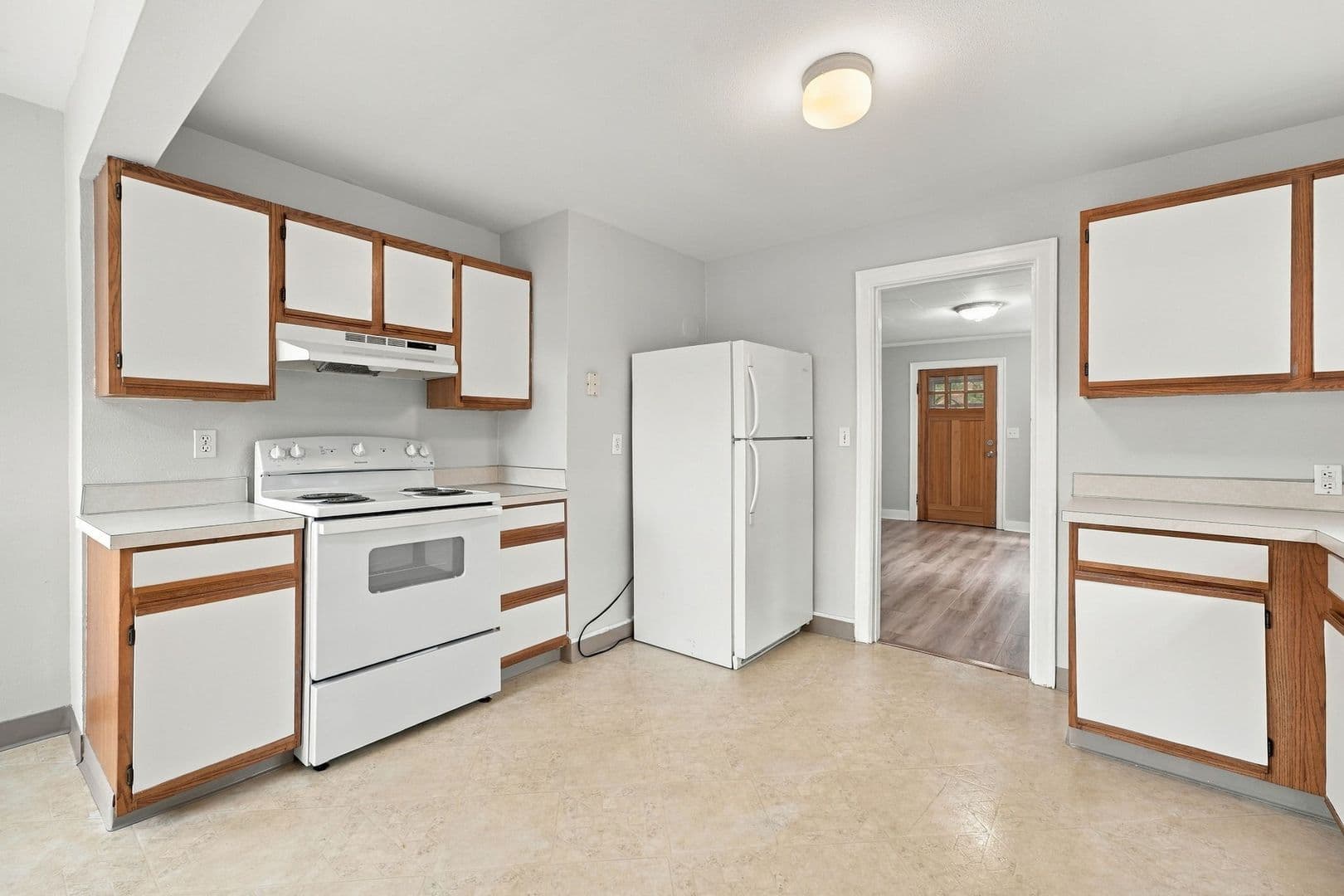 Camas House: 2445 NE 3rd Loop