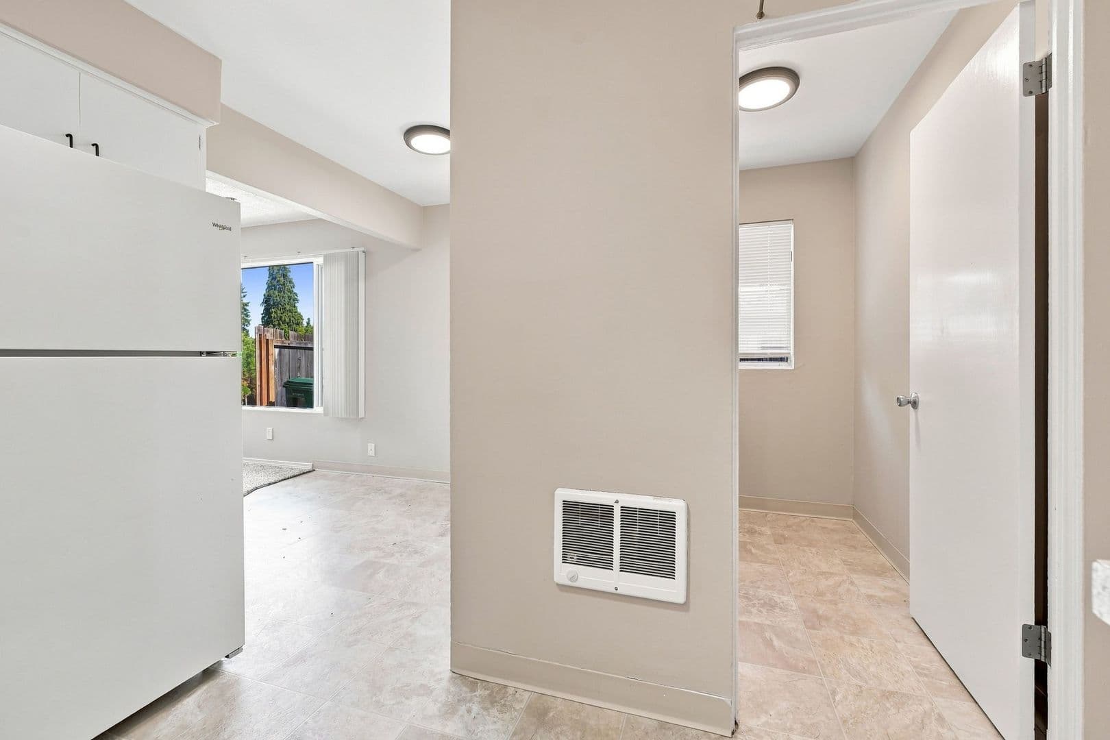 Vancouver Apartment: E 28th Street