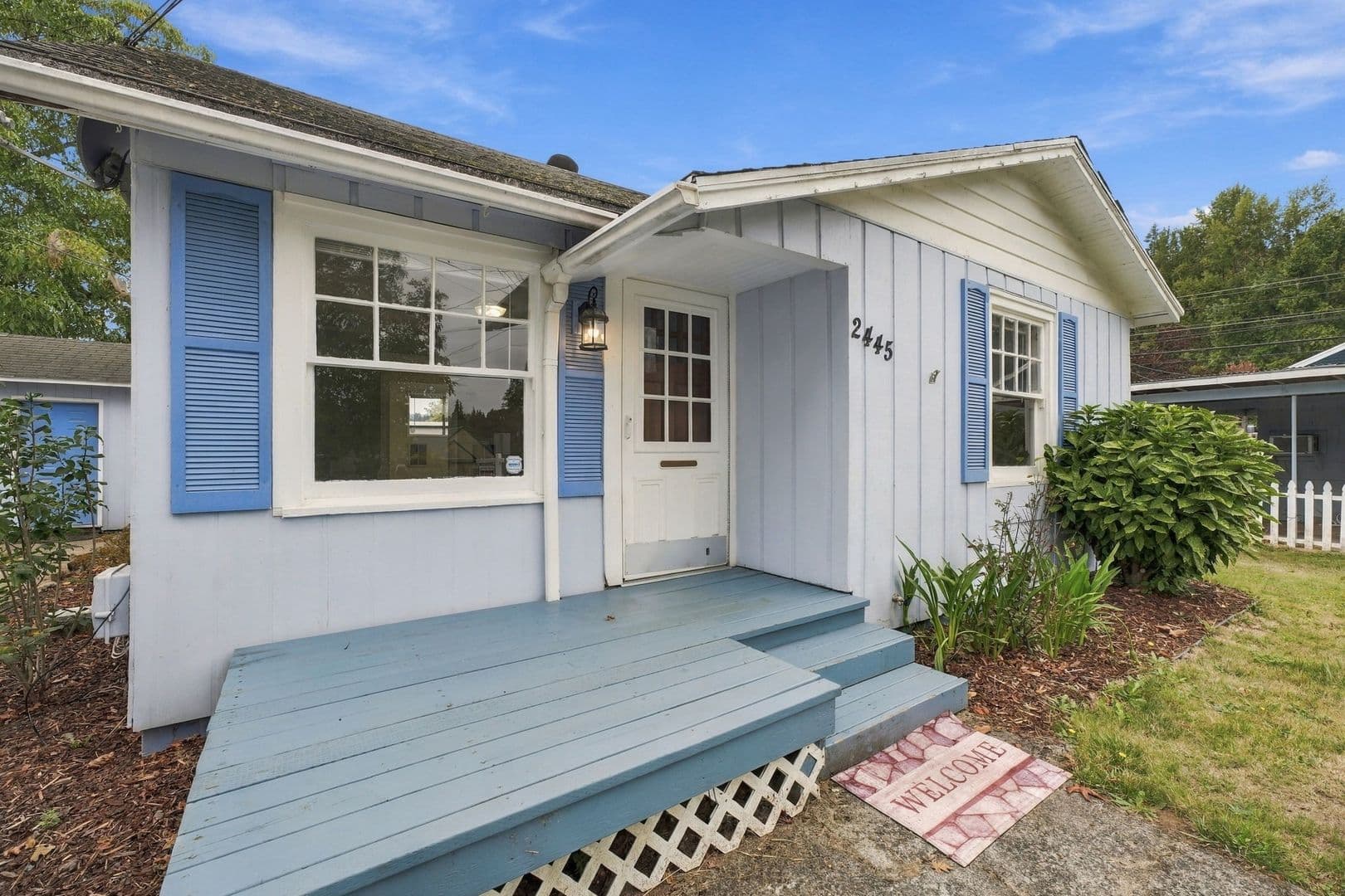 Camas House: 2445 NE 3rd Loop