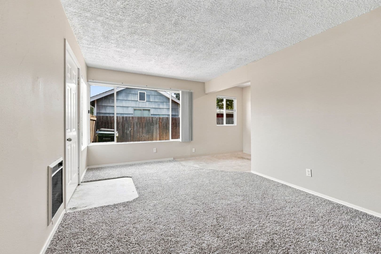 Vancouver Apartment: E 28th Street