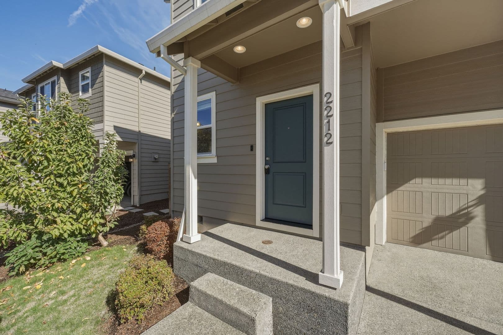 Ridgefield House: 2212 S Chukar Drive