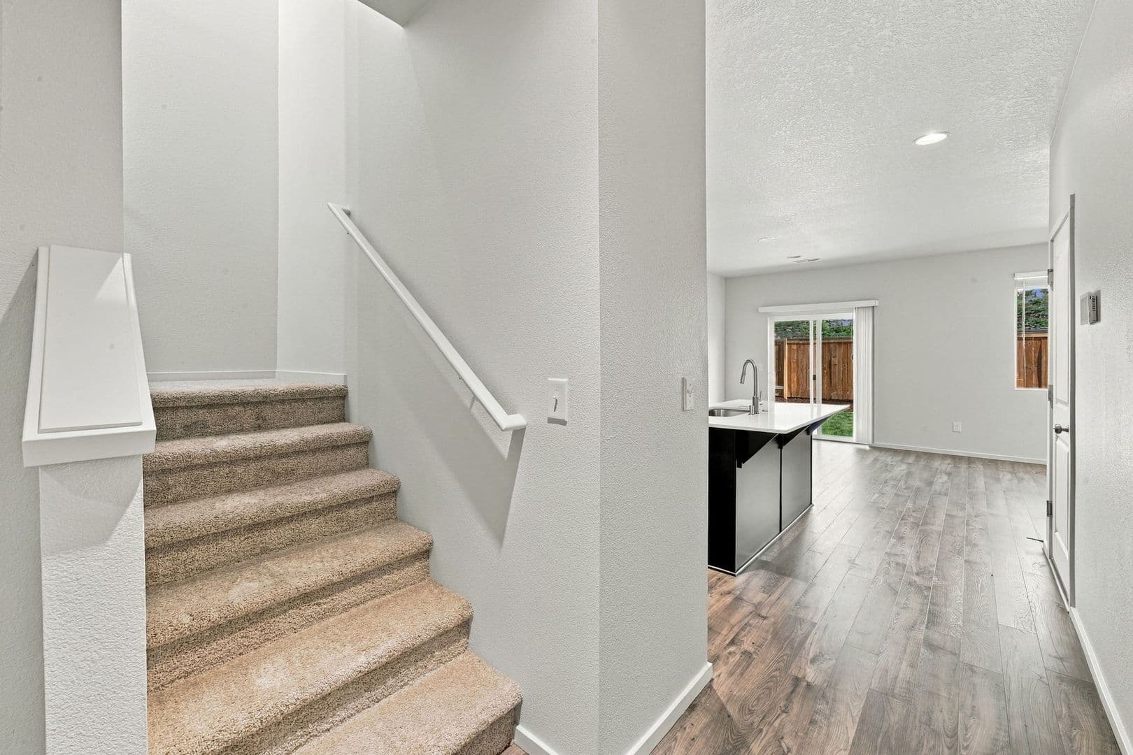 Ridgefield House: 2212 S Chukar Drive