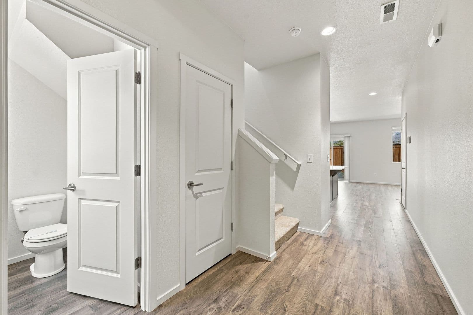 Ridgefield House: 2212 S Chukar Drive