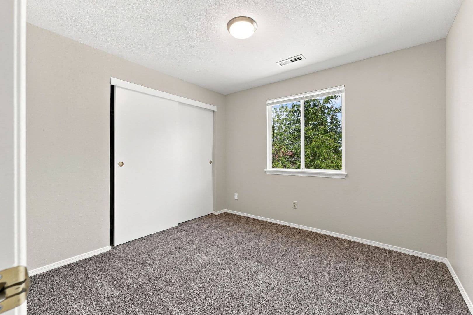Vancouver House: 15600 NE Noble Street