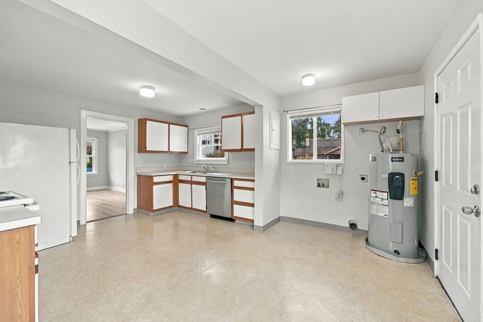 Camas House: 2445 NE 3rd Loop