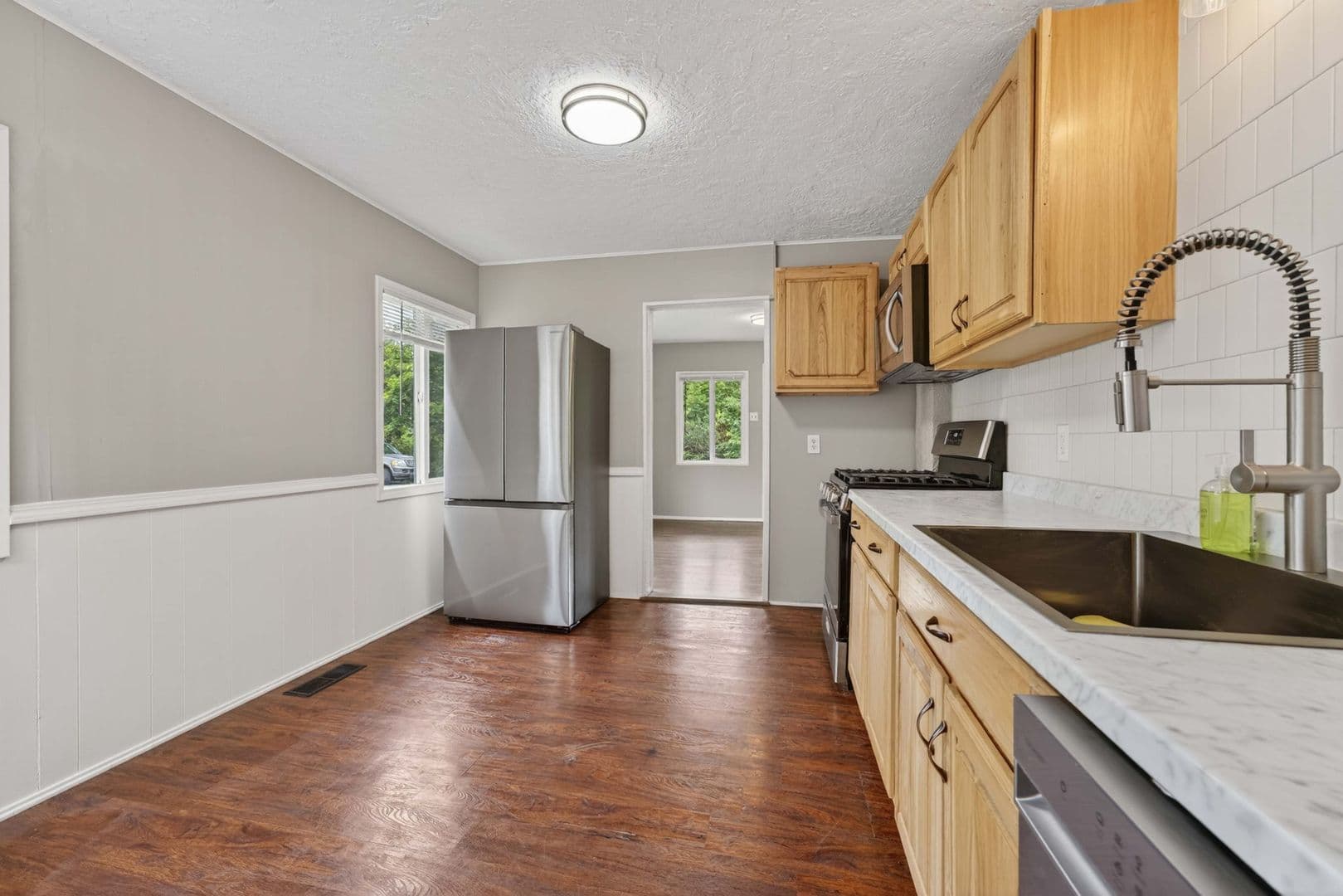 Camas House: 2401 NE Everett Street