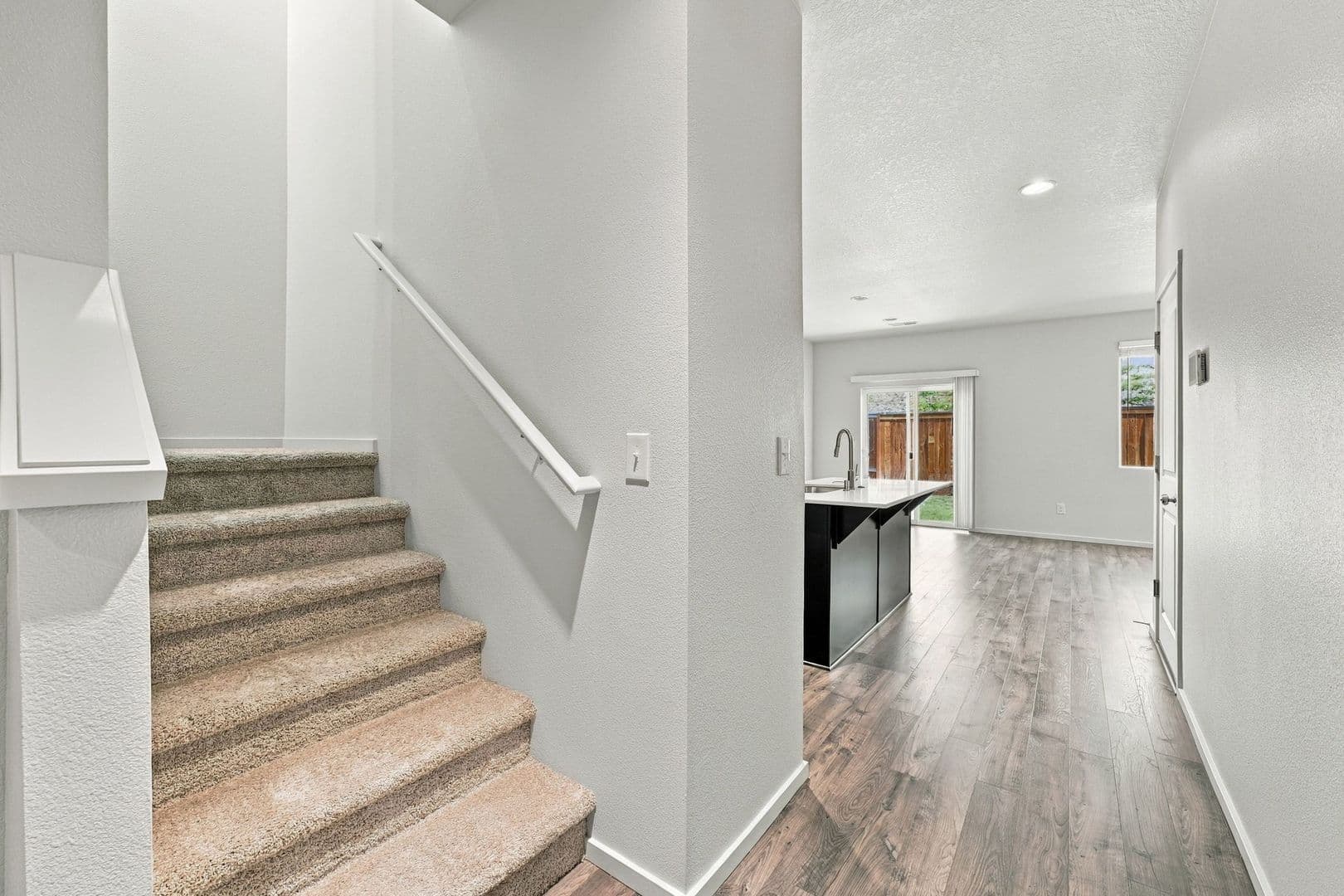 Ridgefield House: 2212 S Chukar Drive