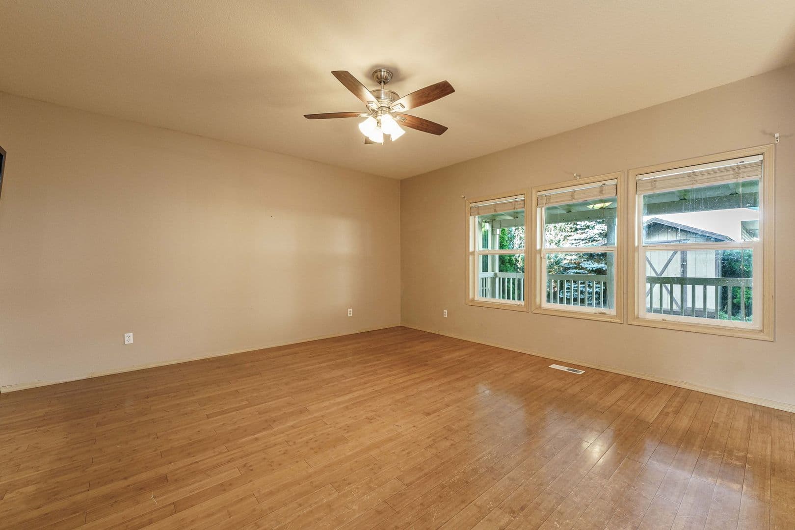 Washougal House: 2185 N P Street
