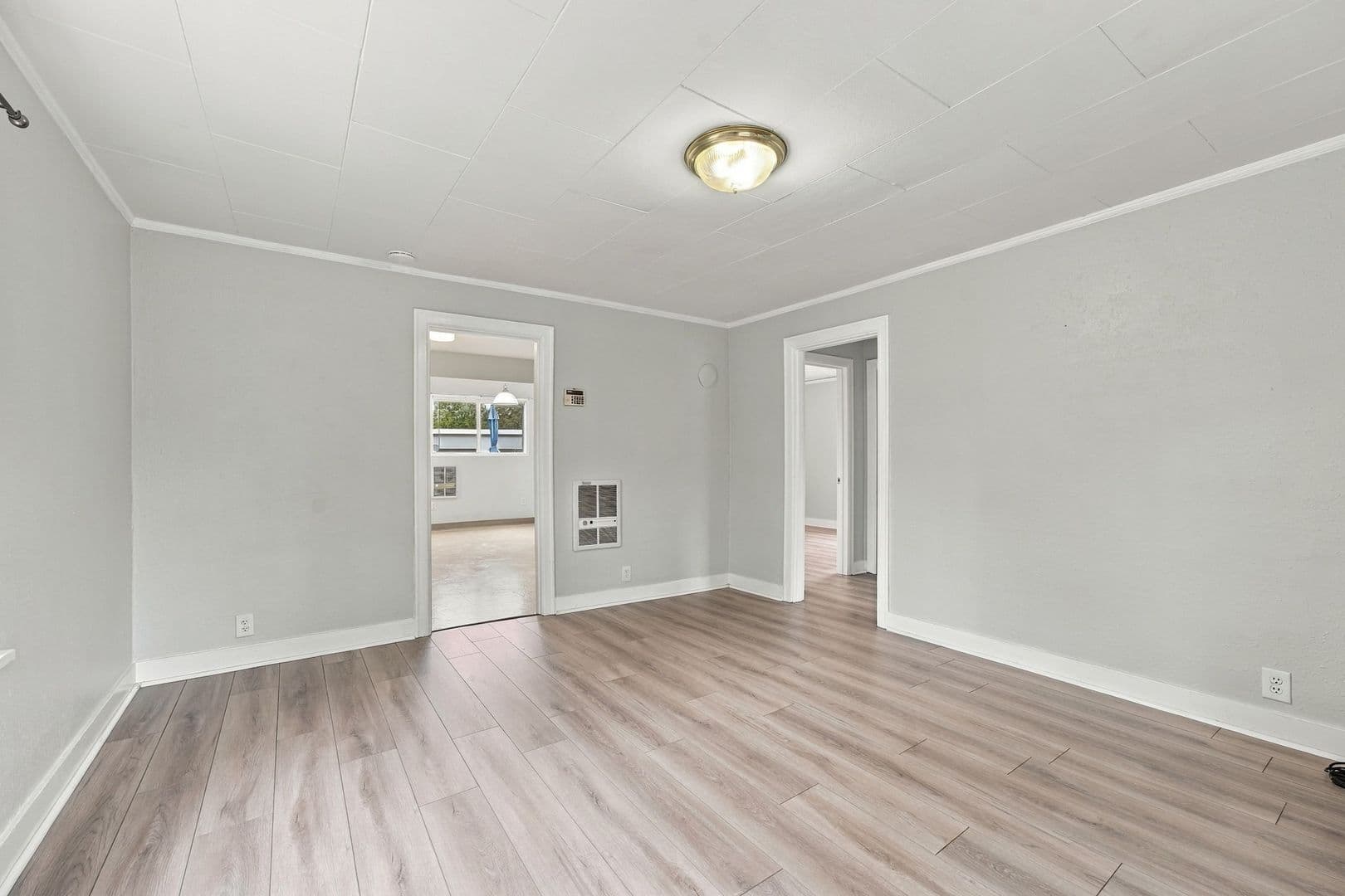 Camas House: 2445 NE 3rd Loop