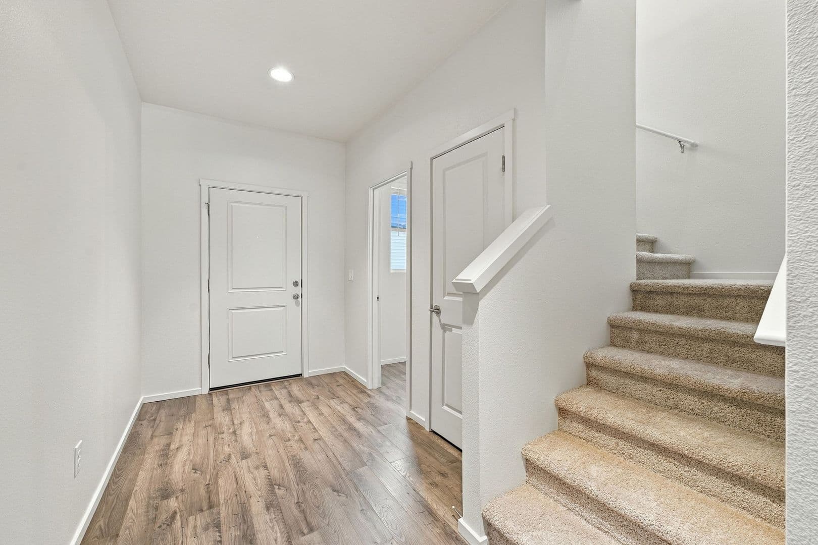 Ridgefield House: 2212 S Chukar Drive