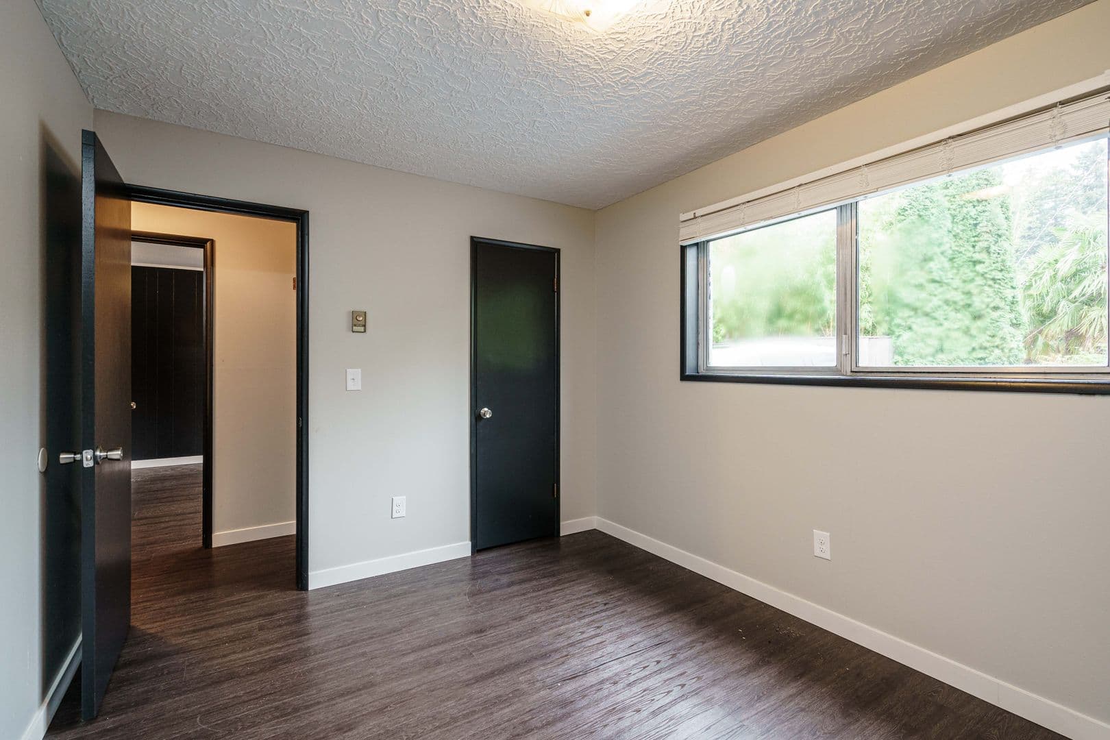 Camas Apartment: E First Avenue
