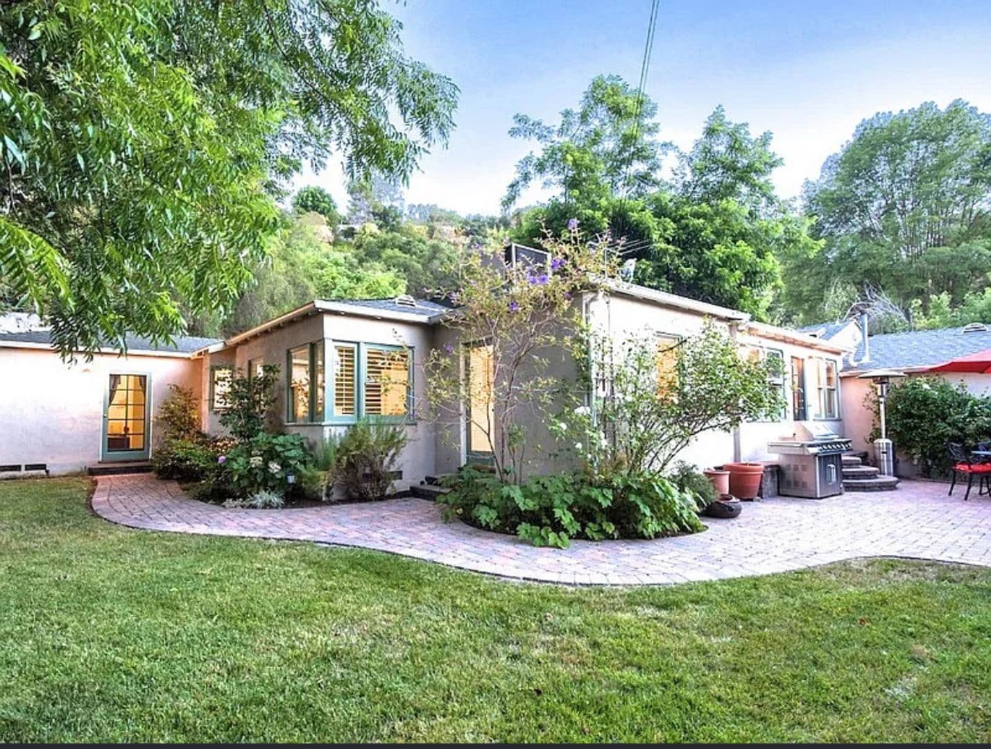 Studio City House: 12271 Laurel Terrace Dr