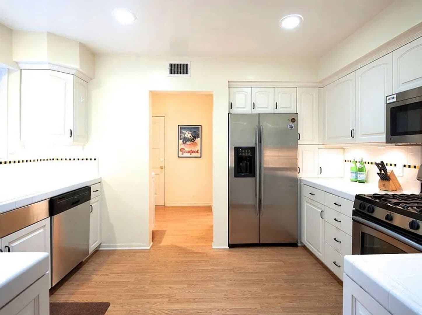 Studio City House: 12271 Laurel Terrace Dr