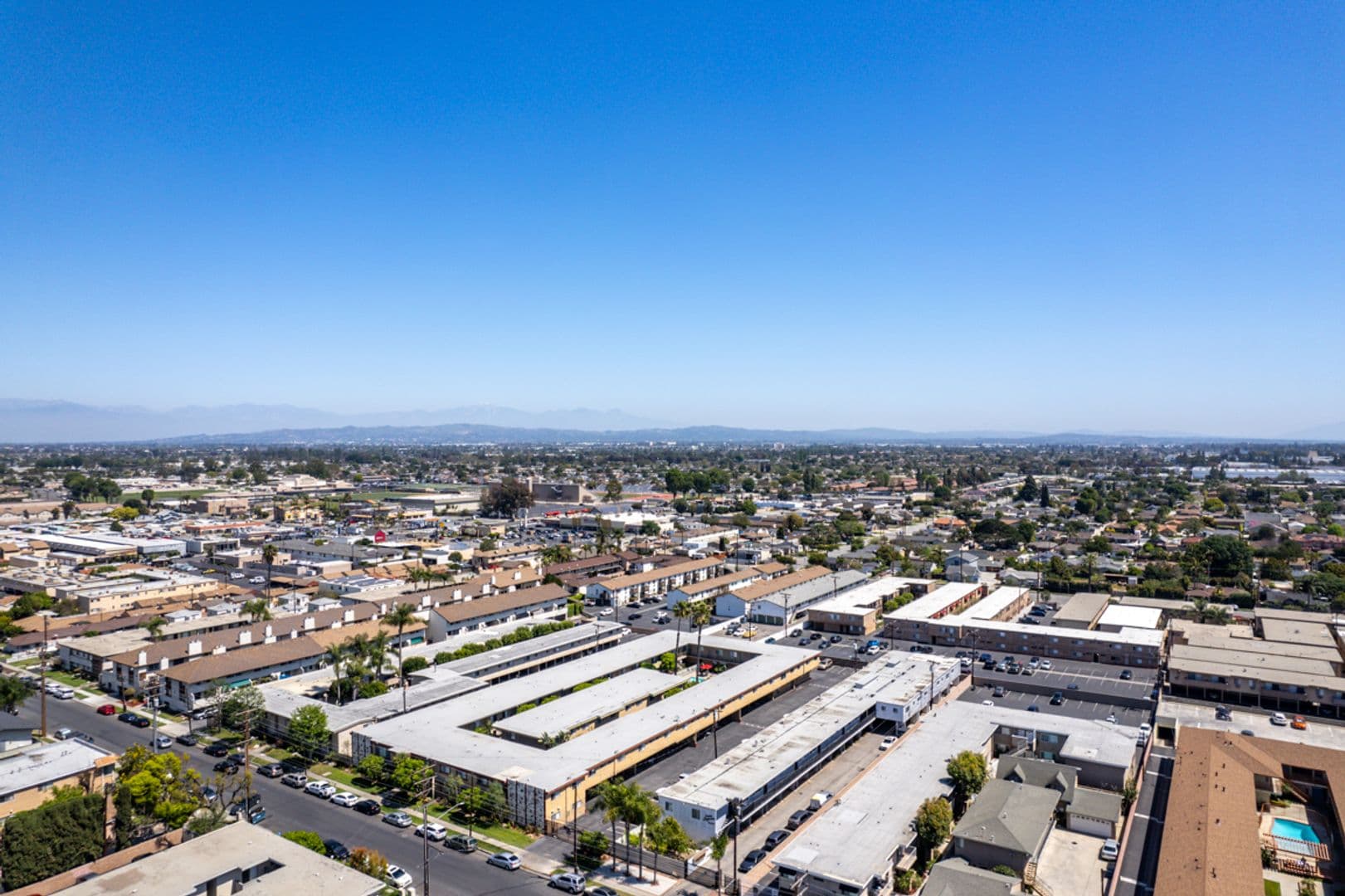 Bellflower Apartment: 16230 Cornuta Avenue