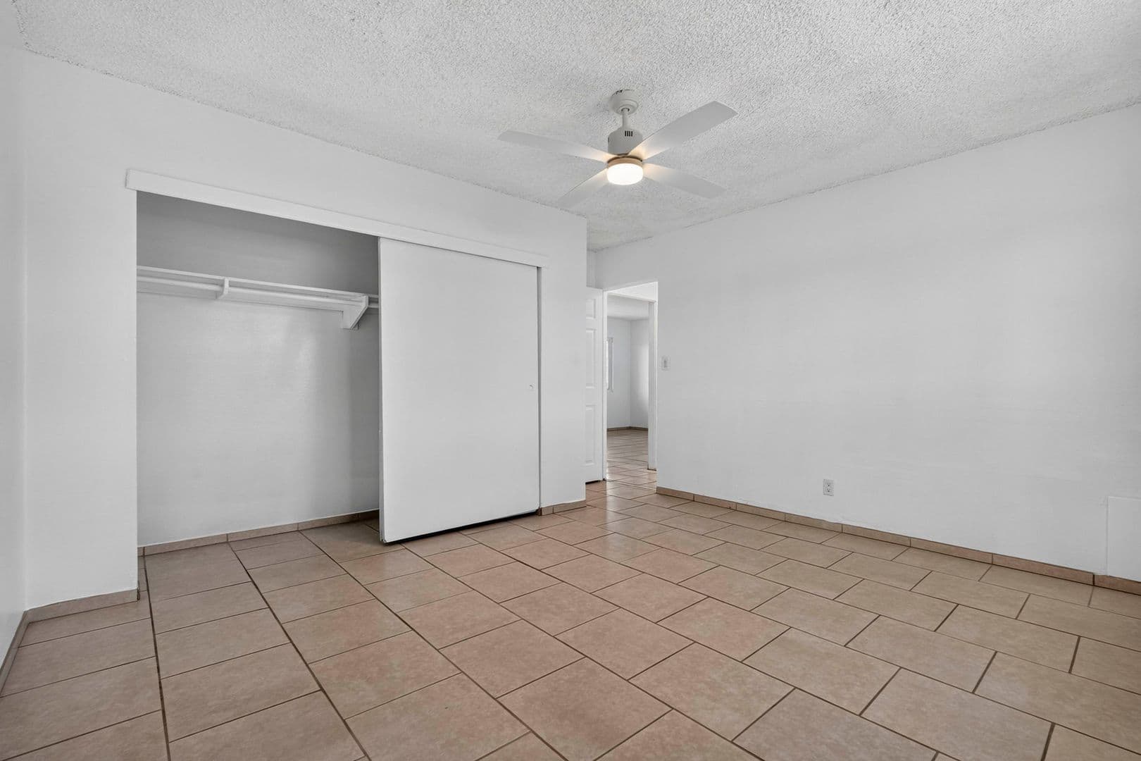 Bellflower Apartment: 16230 Cornuta Avenue