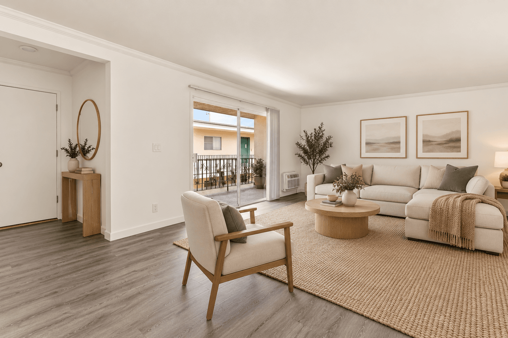 Encino Apartment: 5452 Lindley Ave