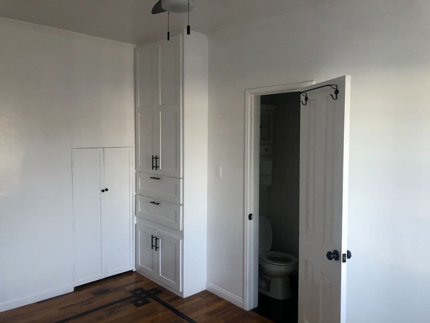 Los Angeles Apartment: 1019-1029 S Westmoreland Ave