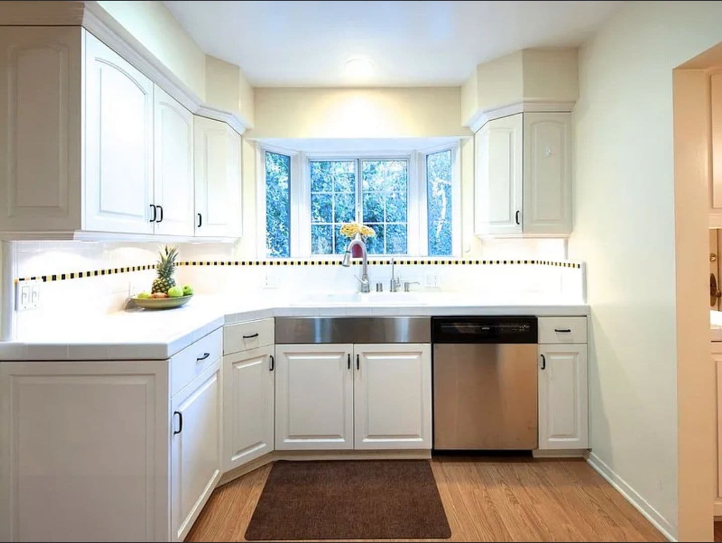 Studio City House: 12271 Laurel Terrace Dr