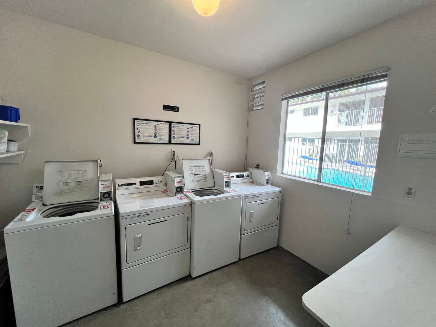 Burbank Apartment: 3120 W Riverside Dr