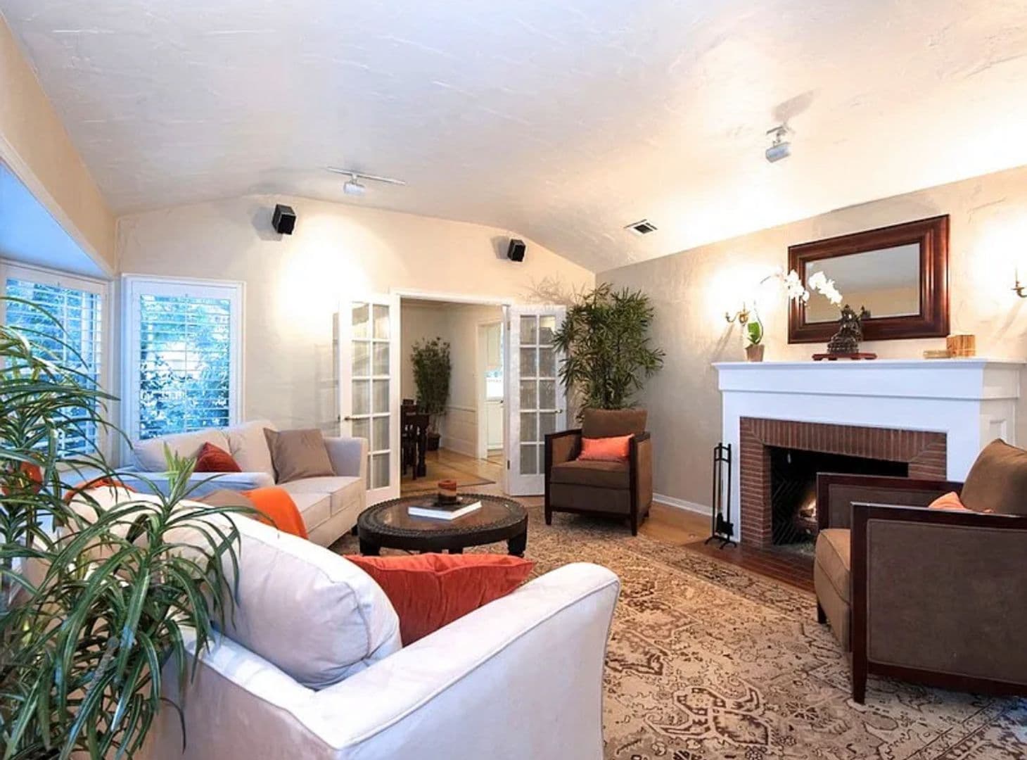Studio City House: 12271 Laurel Terrace Dr