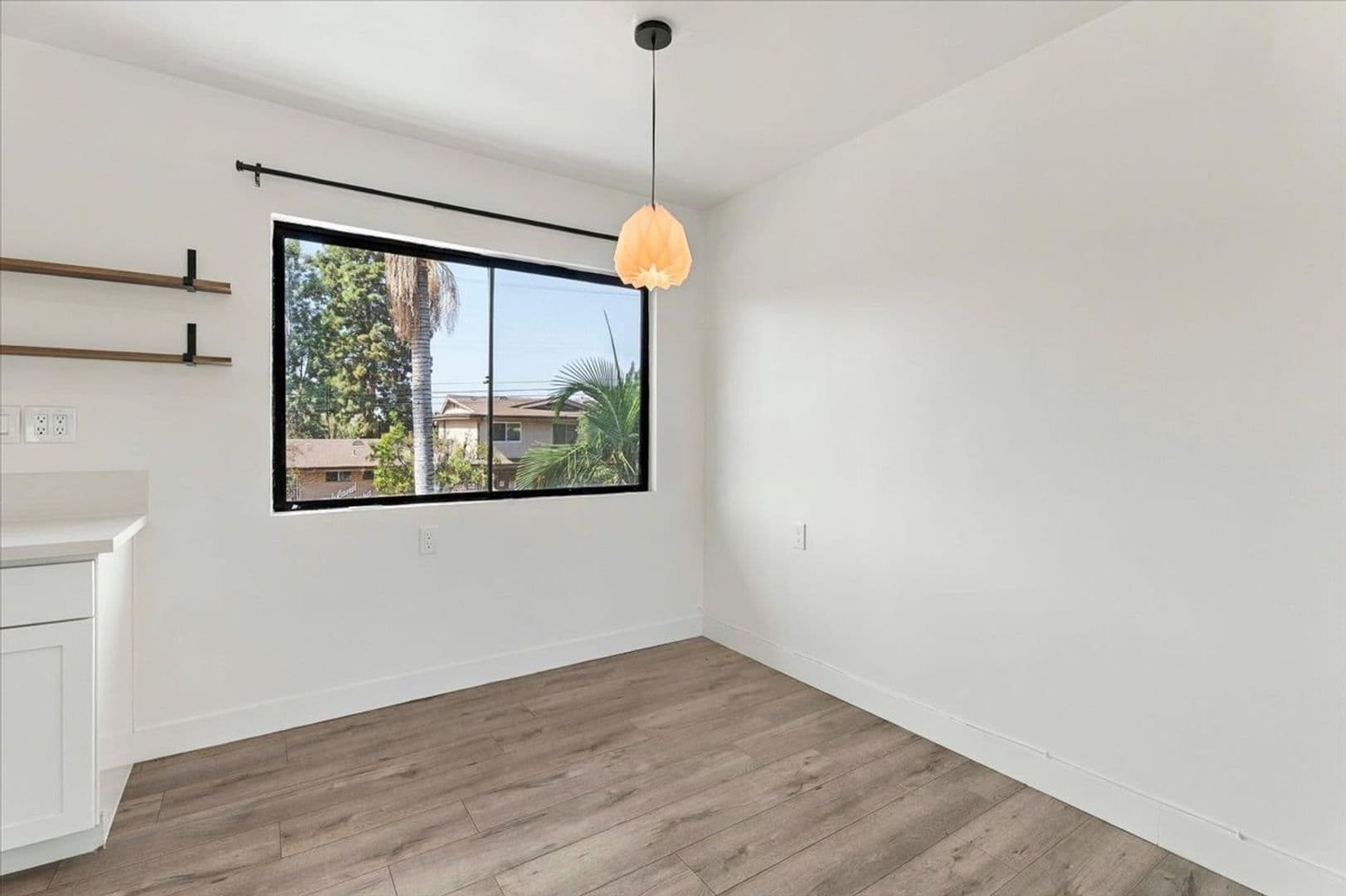 Los Angeles Apartment: 337 S Ave 60