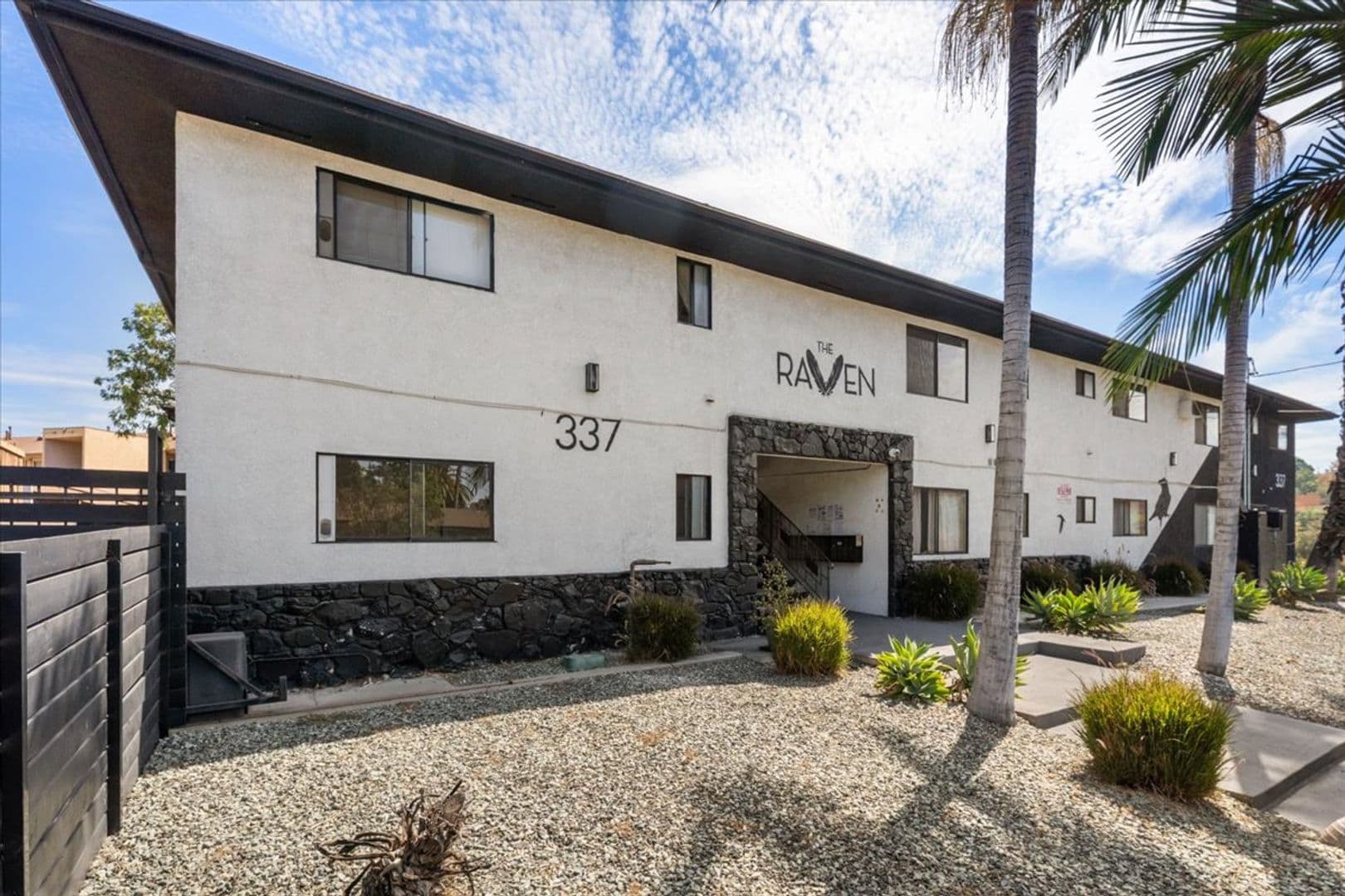 Los Angeles Apartment: 337 S Ave 60