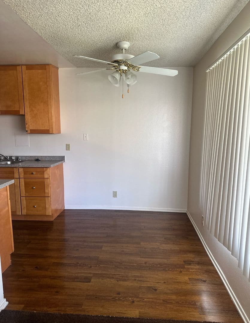 Bellflower Apartment: 15527 Woodruff Ave