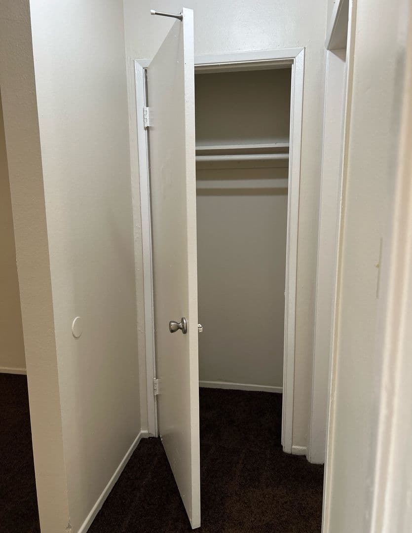 Bellflower Apartment: 15527 Woodruff Ave