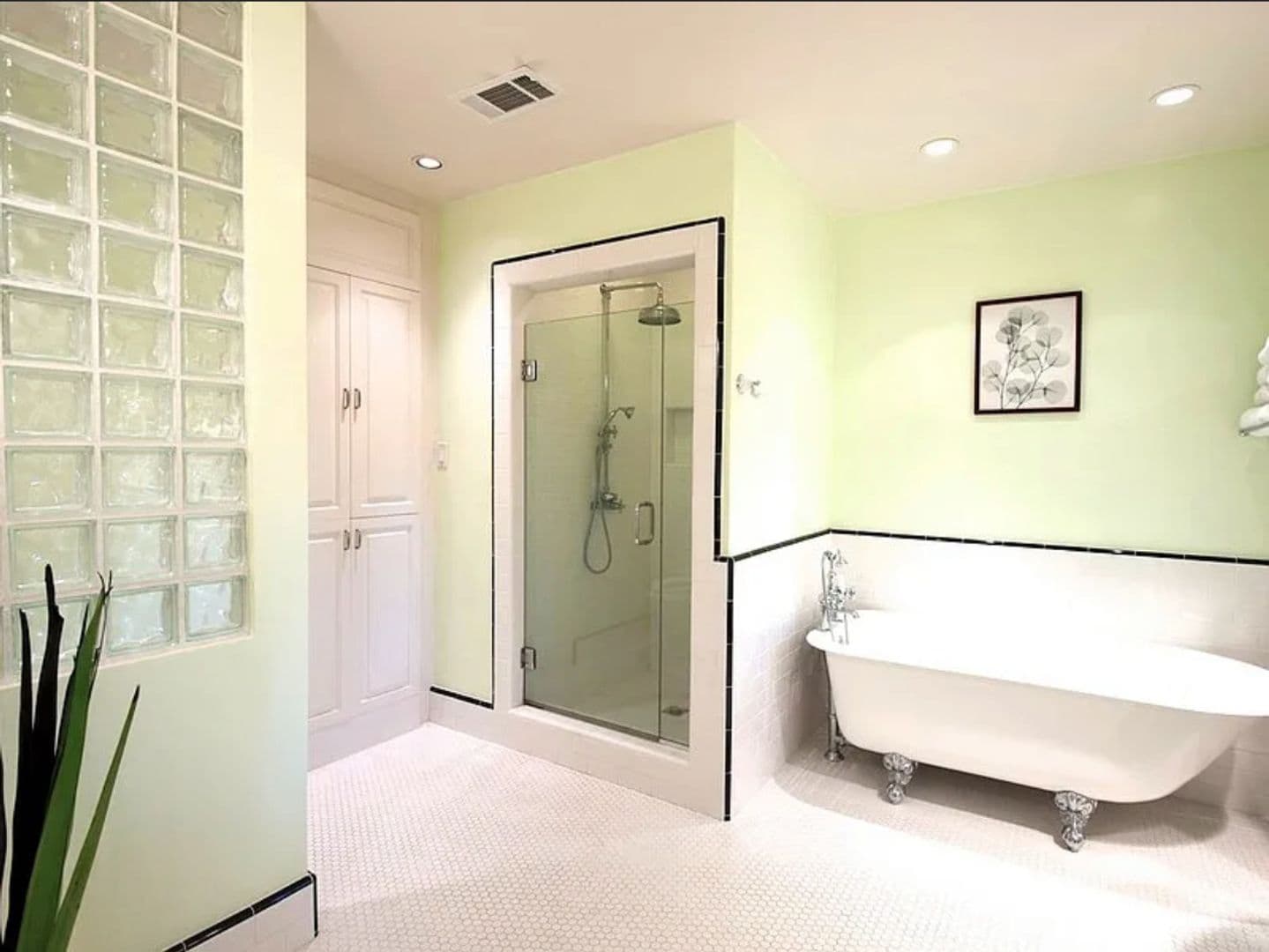 Studio City House: 12271 Laurel Terrace Dr