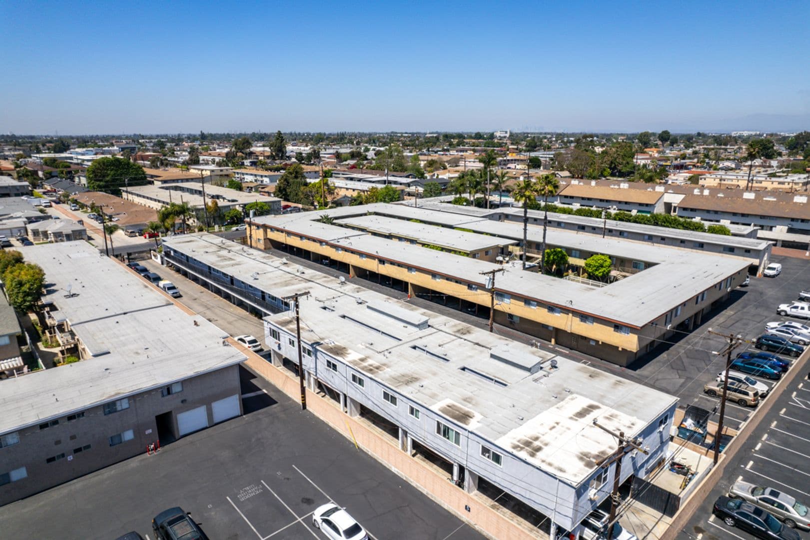 Bellflower Apartment: 16230 Cornuta Avenue