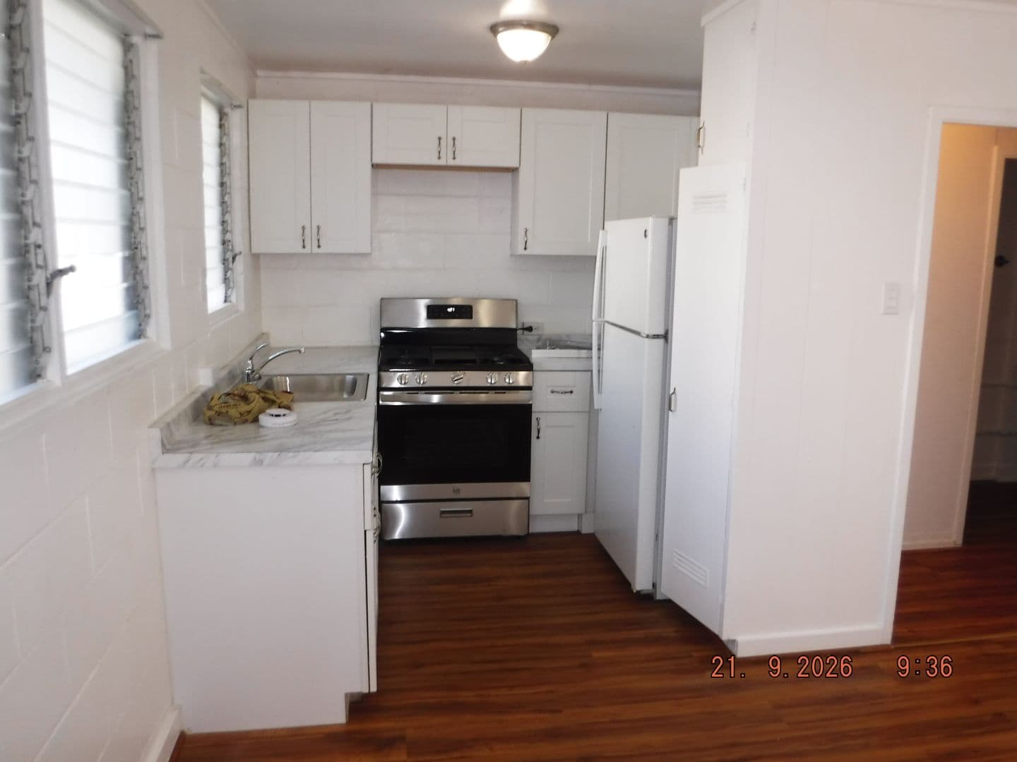 Honolulu Apartment: 1207 Matlock Ave. 1-12
