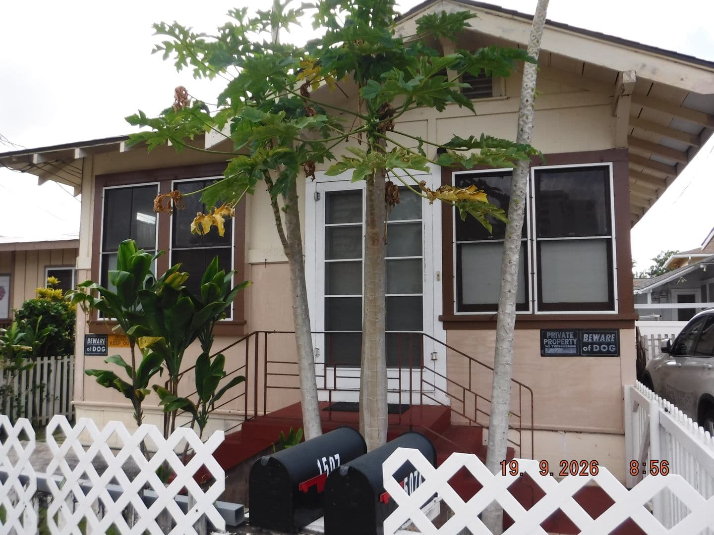 Honolulu Apartment: 1932 Dole Street