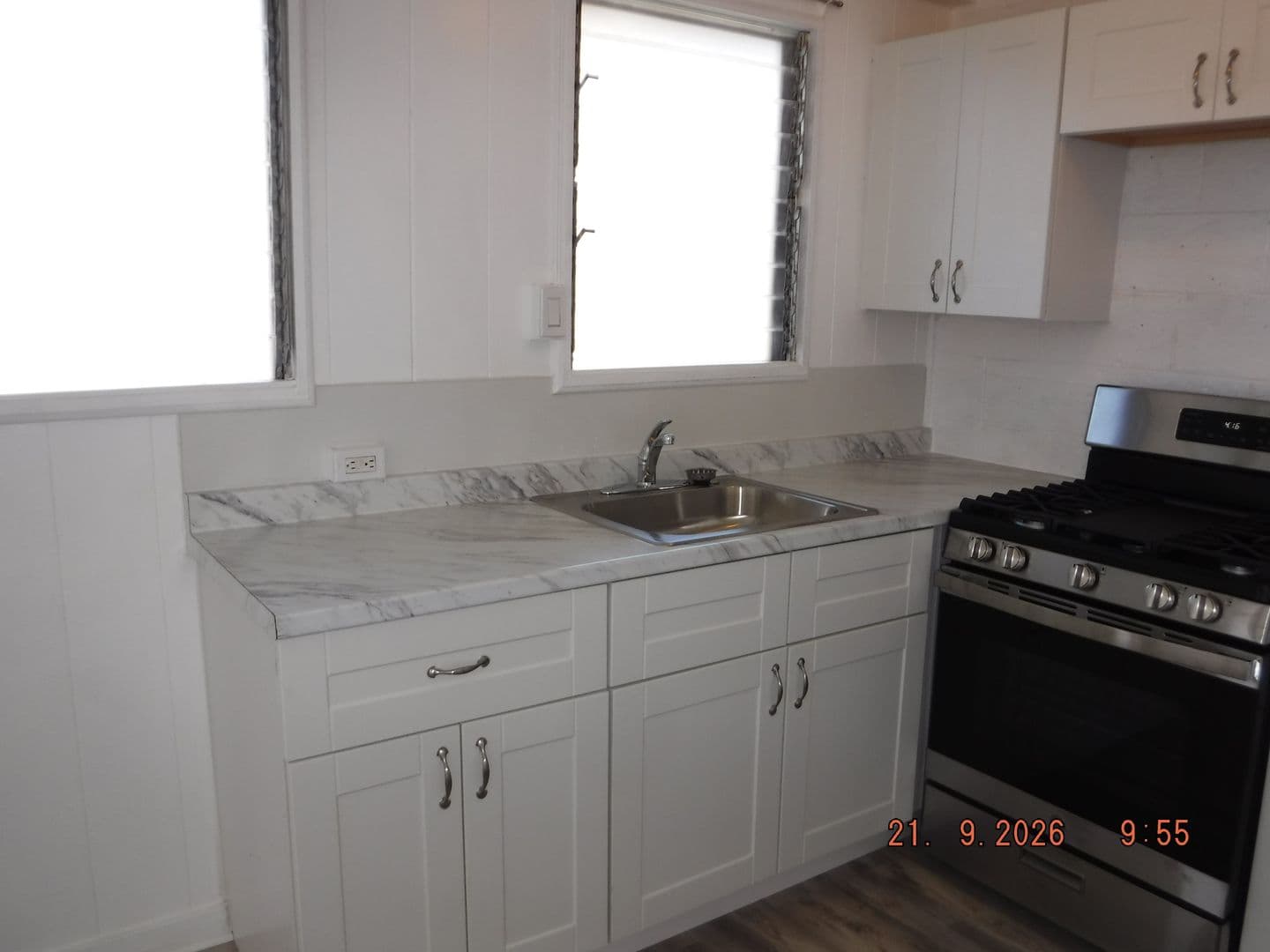 Honolulu Apartment: 1207 Matlock Ave. 1-12