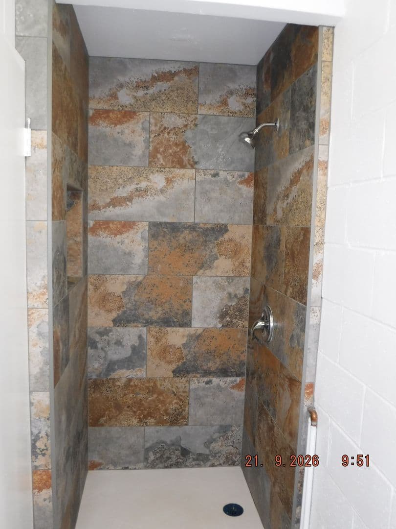 Honolulu Apartment: 1207 Matlock Ave. 1-12