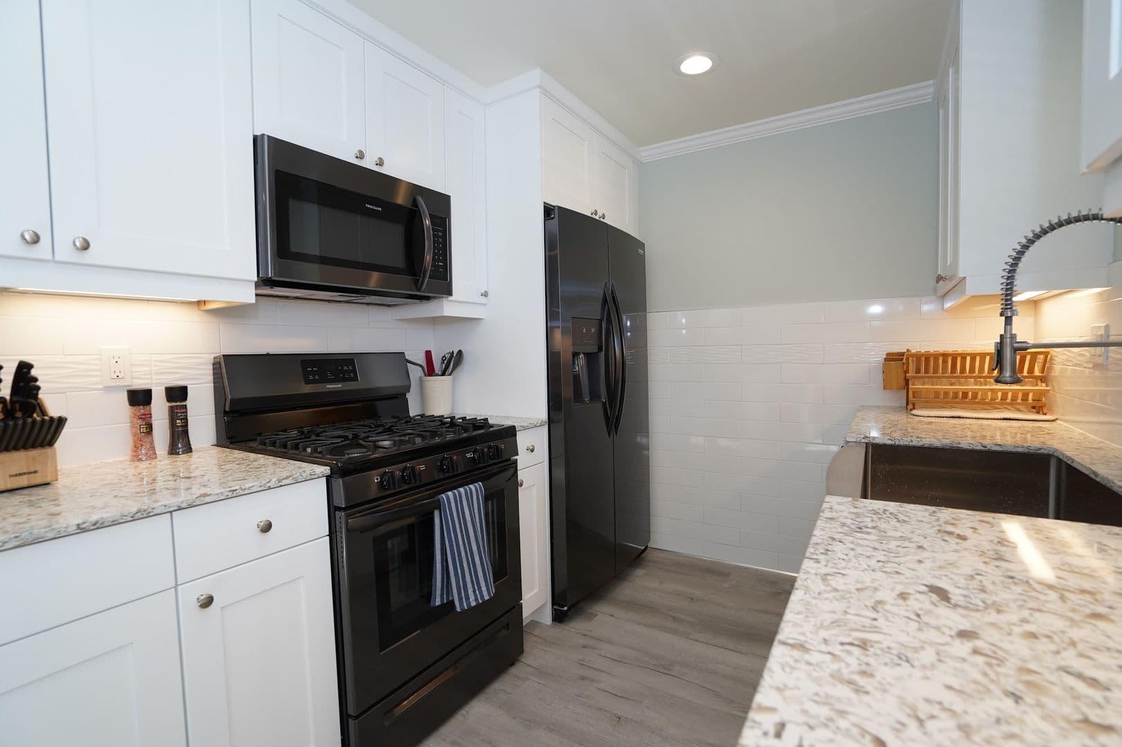 Bend Apartment: 1205-1215 NW Portland Ave