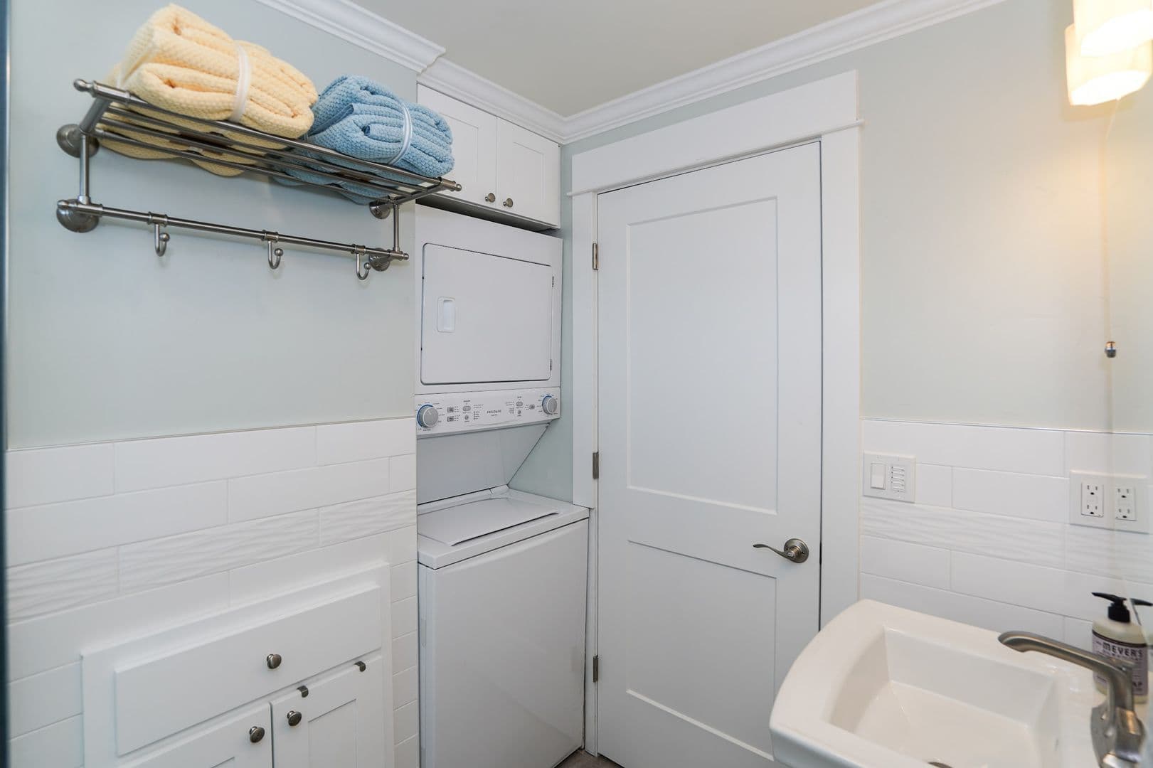Bend Apartment: 1205-1215 NW Portland Ave