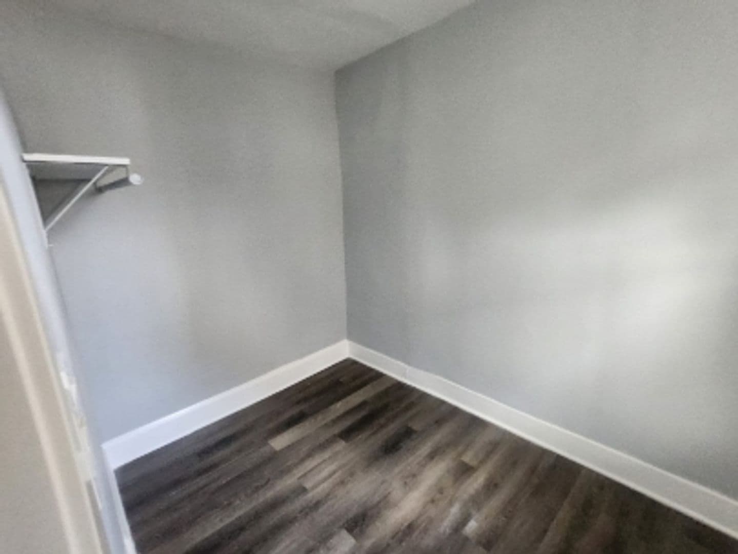 Chicago Apartment: 8927 South Muskegon Avenue