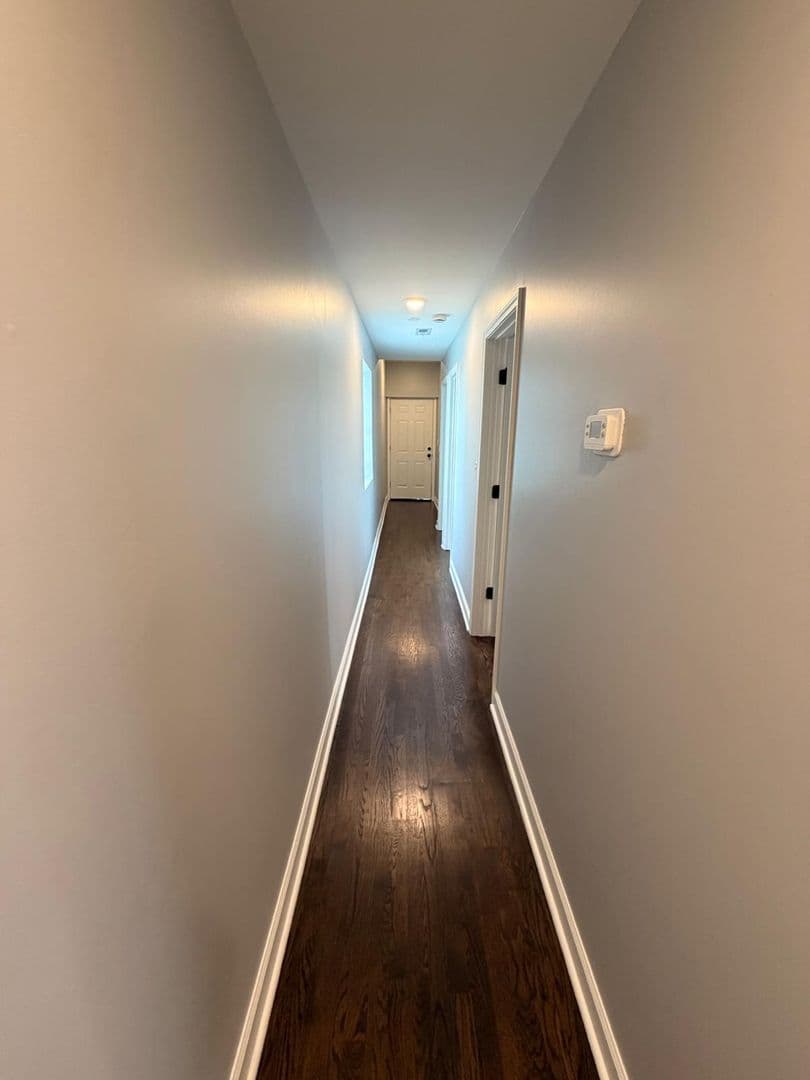 Chicago Apartment: 2906 W Flournoy St, Chicago, IL 60612