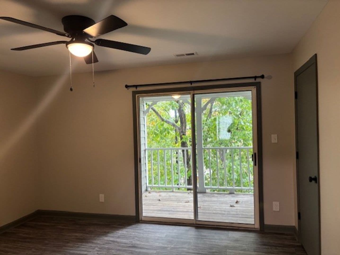 Durham Apartment: 600-630 East Knox Street