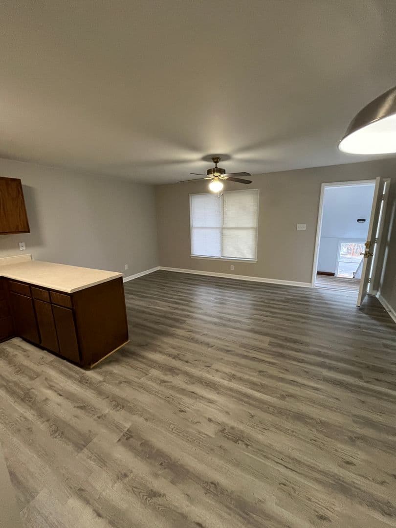 Durham Apartment: 600-630 East Knox Street