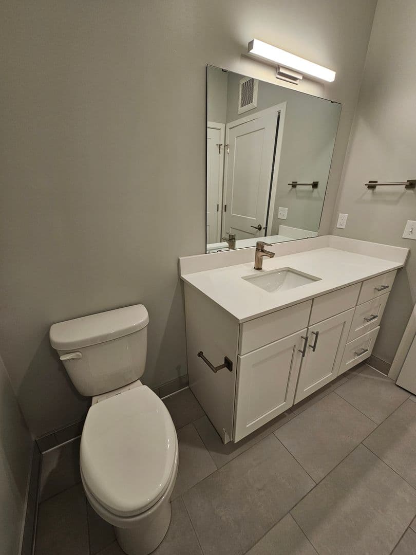 Owatonna Apartment: 210 Oak Ave N