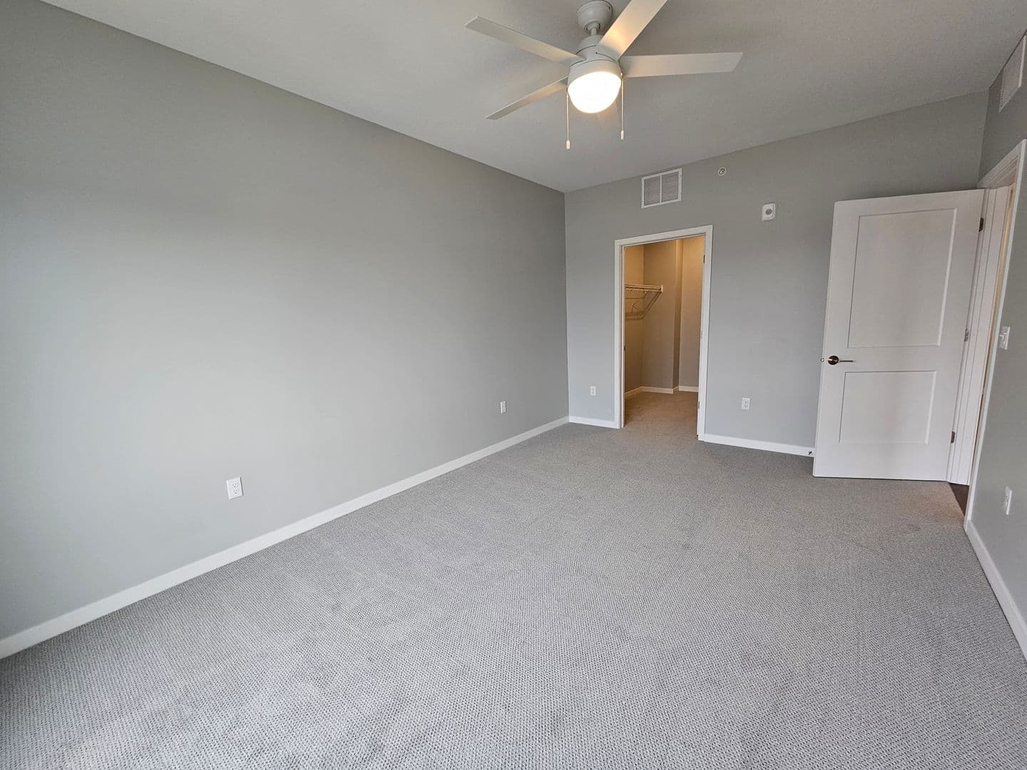 Owatonna Apartment: 210 Oak Ave N