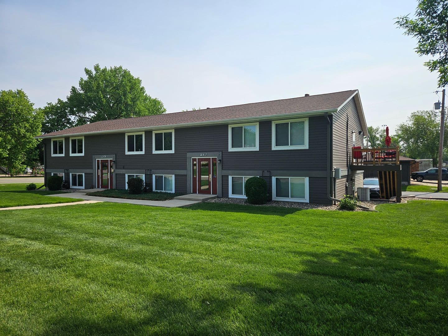 Owatonna Apartment: 227 S Chambers Ave