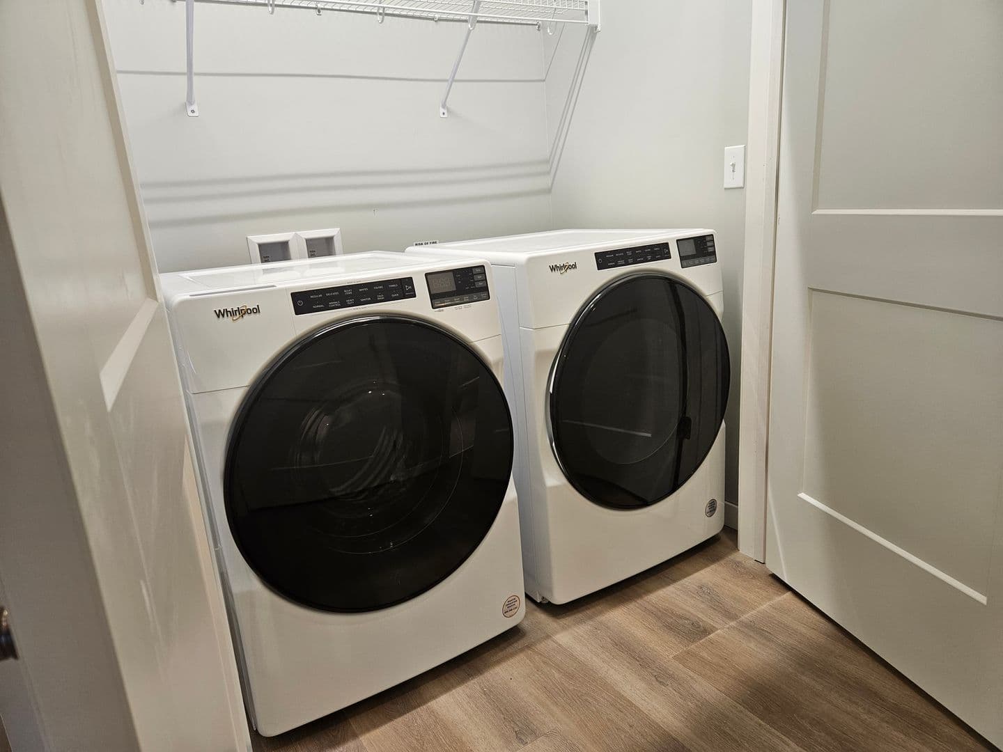 Owatonna Apartment: 210 Oak Ave N