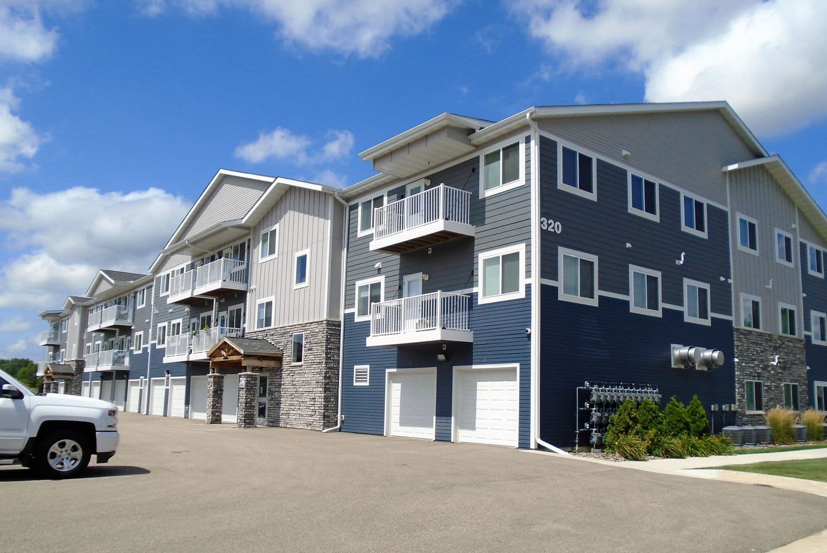 Owatonna Apartment: 320 & 310 Allan Avenue