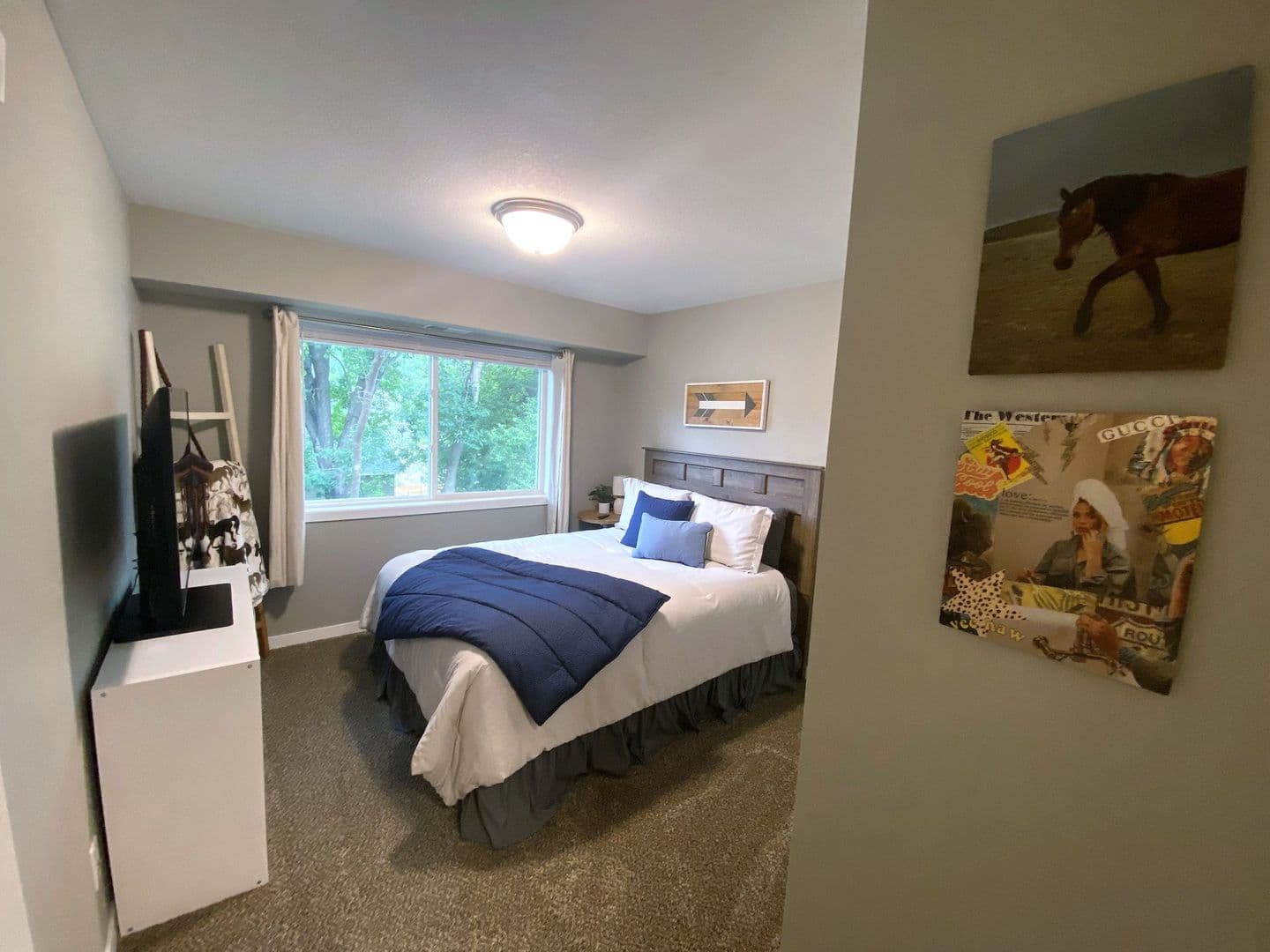 Owatonna Apartment: 325 Florence Ave